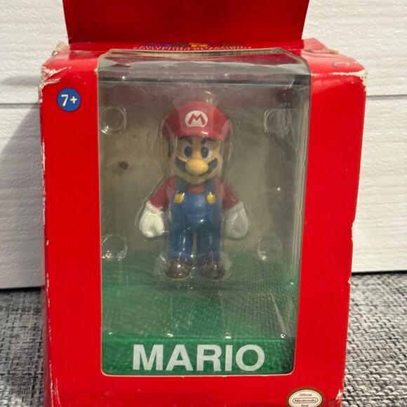 Super Mario Figurine Collection Nintendo Official Figurine Toy NIB - Picture 8 of 8
